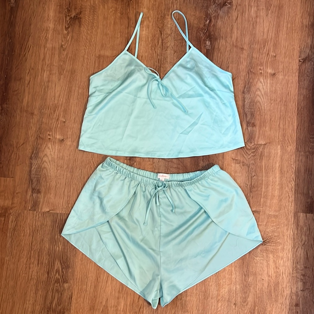 Colsie Silky Baby Blue Pajama Set Size Medium